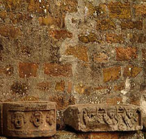 Ruínas de São Miguel das Missões. São registros da cultura jesuítica do século XVII em arenitos avermelhados