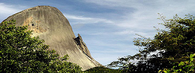 Pedra do Lagarto em Pedra Azul